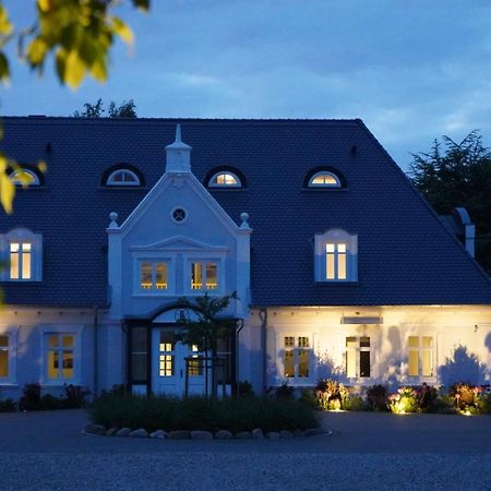 Landhaus Luetjenhof Hotel Großenbrode Eksteriør billede
