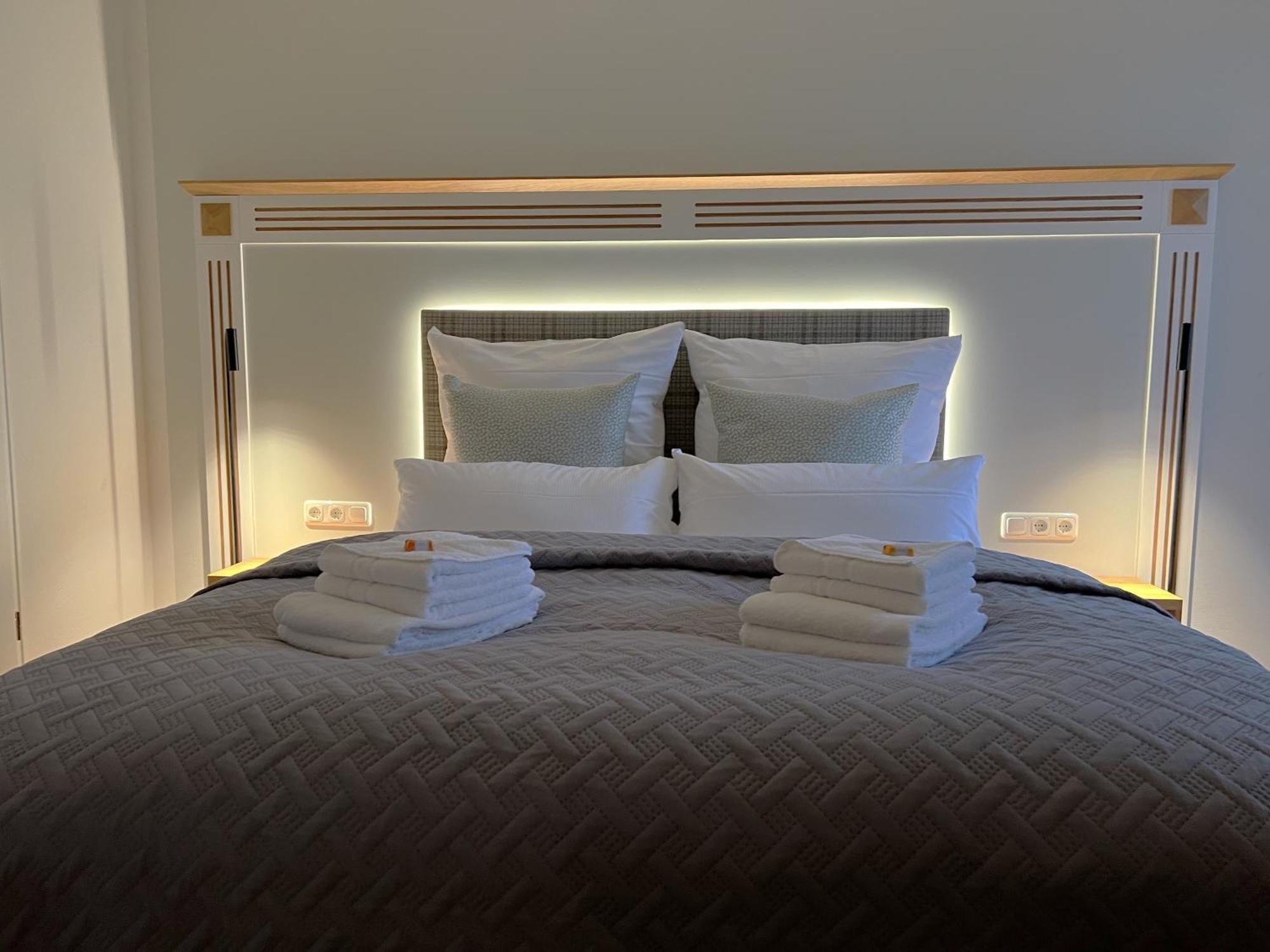 Landhaus Luetjenhof Hotel Großenbrode Eksteriør billede