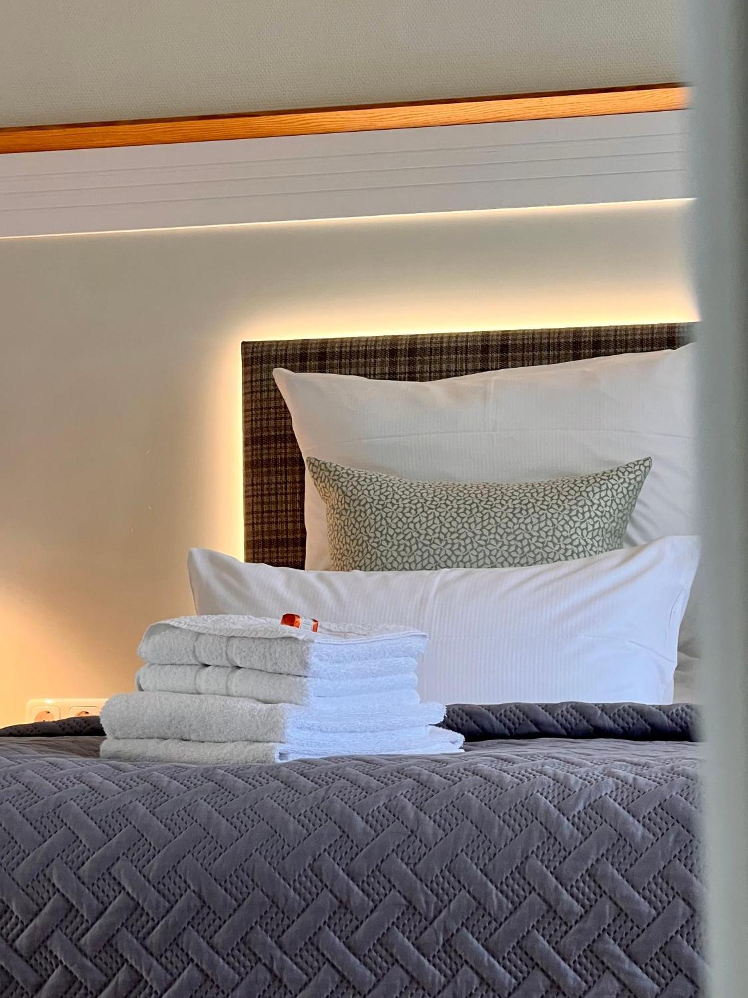 Landhaus Luetjenhof Hotel Großenbrode Eksteriør billede